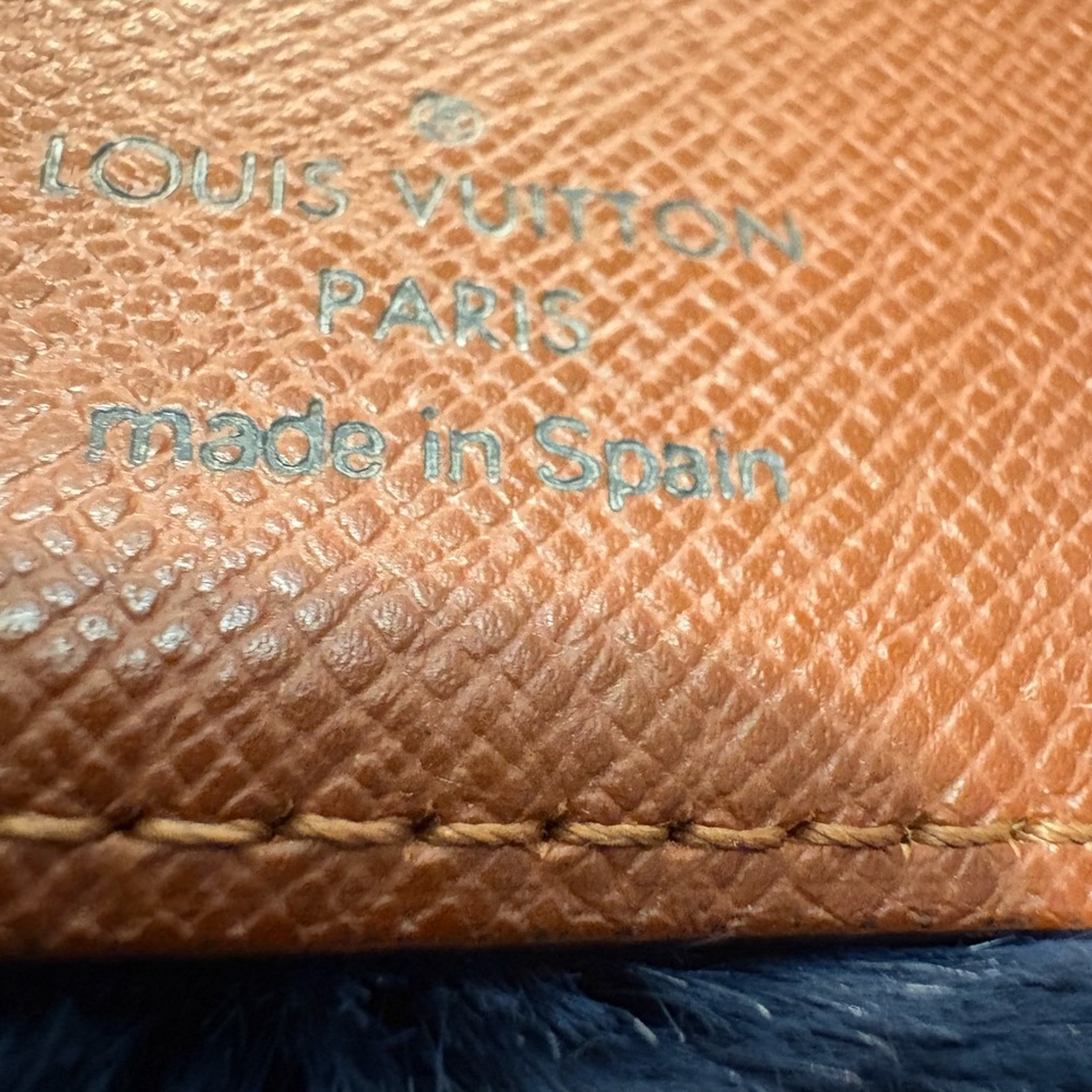 Louis Vuitton Vintage Tan Leather Wallet/ Cardholder - Picture 2 of 14